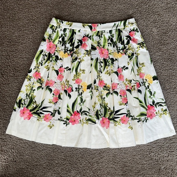 Talbots Pink and Green Pleated A-Line Resort Skirt - Picture 2 of 5